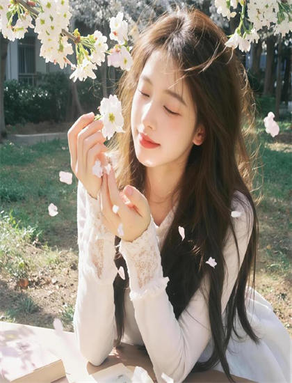 凌晨三点免费观看_甜美的咬痕动漫免费观看_精品人妻少妇爽久久爽AV